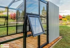 Serre De Jardin En Bois Et Verre Trempé Avec Panneaux Occultants – Jasmin -Garantia Boutique fenetre serre jardin bois stali design 05