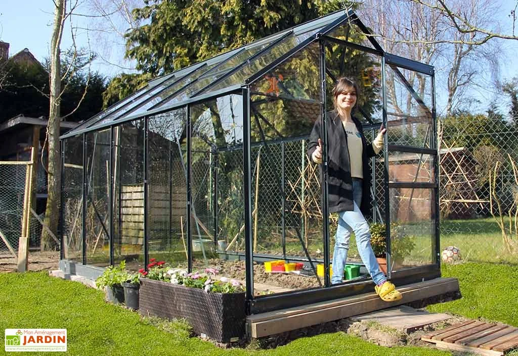 Serre De Jardin En Verre Trempé Grise Avec Base 5,77 M² 5 Serre De Jardin En Verre Trempé Grise Avec Base 5,77 M² – Image 3